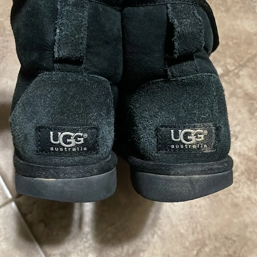 UGG Classic Mini Black Boots - Picture 3 of 9